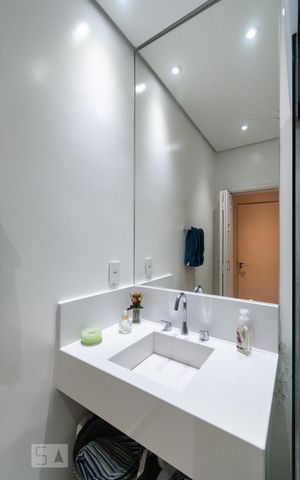 Apartamento à venda com 104m², 2 quartos e 1 vagaBanheiro da suíte