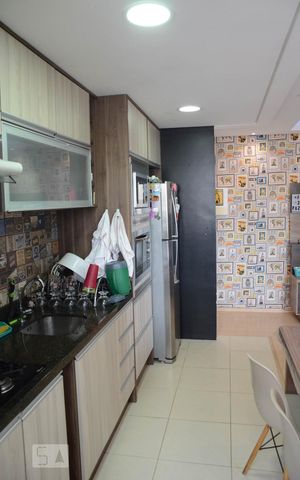 Apartamento à venda com 55m², 2 quartos e 1 vagaCozinha