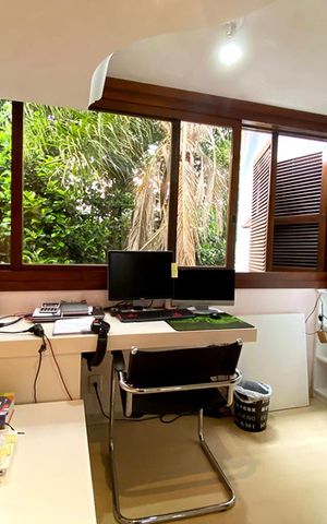 Apartamento à venda com 330m², 4 quartos e 2 vagas Apartamento à venda com 330m², 4 quartos e 2 vagasQuarto 4