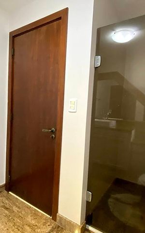 Apartamento à venda com 330m², 4 quartos e 2 vagas Apartamento à venda com 330m², 4 quartos e 2 vagasBanheiro 3