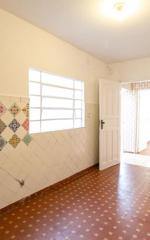 Casa para alugar com 200m², 3 quartos e 3 vagasCozinha Edícula 1