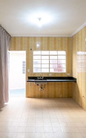 Casa para alugar com 200m², 3 quartos e 3 vagasCozinha