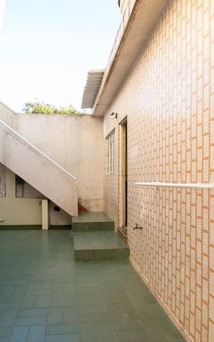 Casa para alugar com 200m², 3 quartos e 3 vagasQuintal