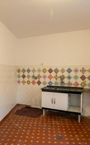 Casa para alugar com 200m², 3 quartos e 3 vagasCozinha Edícula 1