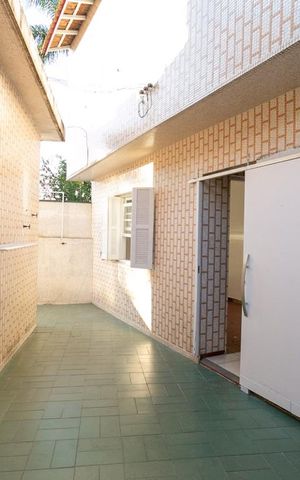 Casa para alugar com 200m², 3 quartos e 3 vagasQuintal