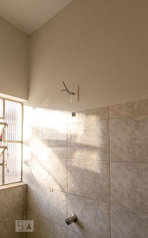 Casa para alugar com 200m², 3 quartos e 3 vagasBanheiro da suíte