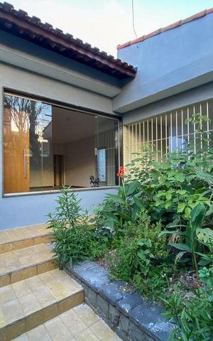 Casa para alugar com 200m², 3 quartos e 3 vagasEntrada