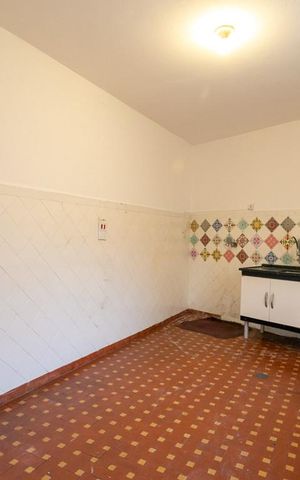 Casa para alugar com 200m², 3 quartos e 3 vagasCozinha Edícula 1