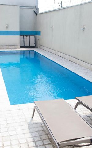 Casa de condomínio à venda com 300m², 4 quartos e 4 vagas Casa de condomínio à venda com 300m², 4 quartos e 4 vagasPiscina