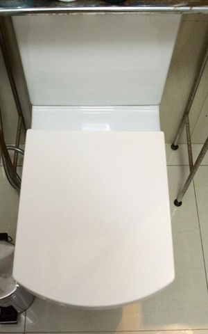 Casa de condomínio à venda com 300m², 4 quartos e 4 vagas Casa de condomínio à venda com 300m², 4 quartos e 4 vagasBanheiro da Suíte 2