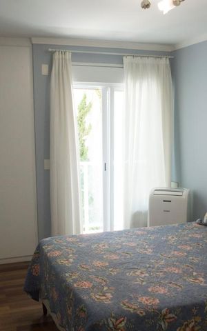 Casa de condomínio à venda com 300m², 4 quartos e 4 vagas Casa de condomínio à venda com 300m², 4 quartos e 4 vagasQuarto 3