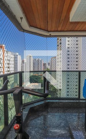 Apartamento à venda com 207m², 4 quartos e 4 vagasVaranda da Sala