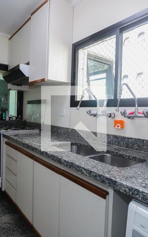 Apartamento à venda com 207m², 4 quartos e 4 vagasCozinha
