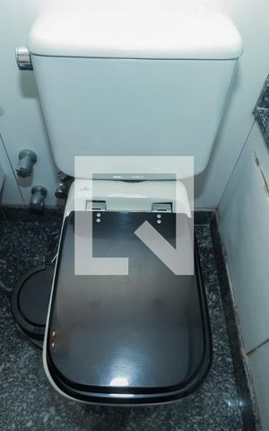 Apartamento à venda com 207m², 4 quartos e 4 vagasBanheiro Social