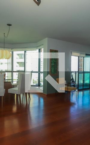 Apartamento à venda com 207m², 4 quartos e 4 vagasSala