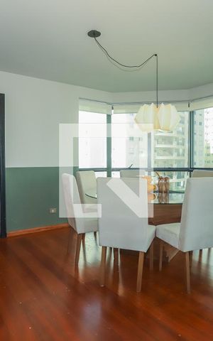 Apartamento à venda com 207m², 4 quartos e 4 vagasSala