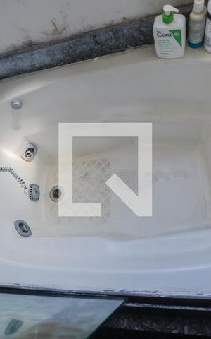Apartamento à venda com 207m², 4 quartos e 4 vagasBanheiro Social