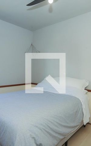 Apartamento à venda com 207m², 4 quartos e 4 vagasQuarto 2