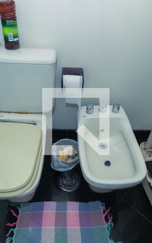 Apartamento à venda com 207m², 4 quartos e 4 vagasBanheiro do Quarto 4