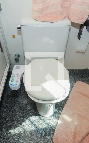 Apartamento à venda com 207m², 4 quartos e 4 vagasBanheiro do Quarto 3
