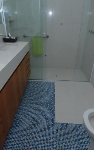 Apartamento à venda com 203m², 3 quartos e 1 vagaBanheiro 1