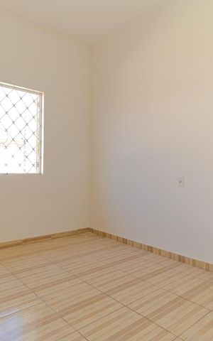 Casa à venda com 900m², 3 quartos e 8 vagas Casa à venda com 900m², 3 quartos e 8 vagasQuarto 01