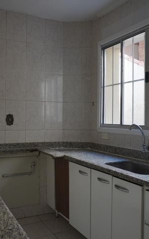 Casa para alugar com 90m², 2 quartos e 1 vagaCozinha