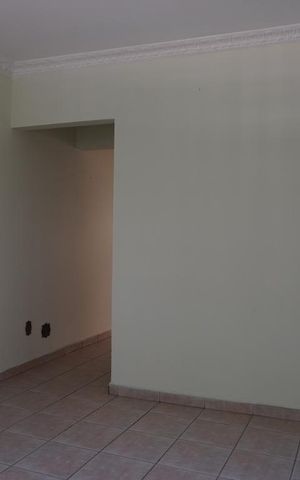 Casa para alugar com 90m², 2 quartos e 1 vagaSala