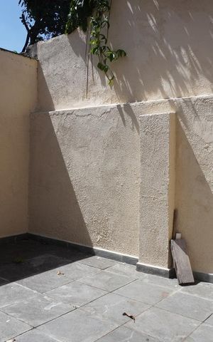 Casa para alugar com 90m², 2 quartos e 1 vagaÁrea de Serviço e Quintal
