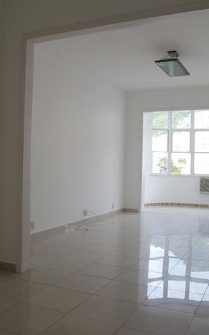 Apartamento à venda com 125m², 3 quartos e 1 vagaSala