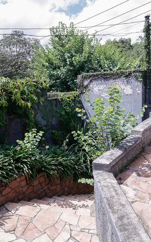 Casa à venda com 250m², 3 quartos e 2 vagas
