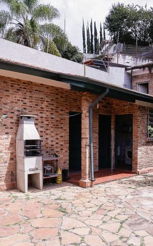 Casa à venda com 250m², 3 quartos e 2 vagas