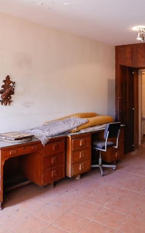 Casa à venda com 250m², 3 quartos e 2 vagas