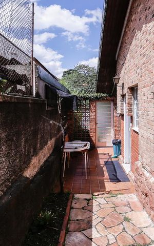 Casa à venda com 250m², 3 quartos e 2 vagas