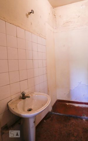 Casa à venda com 250m², 3 quartos e 2 vagas