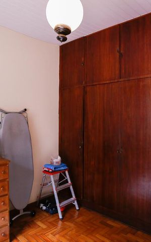 Casa à venda com 250m², 3 quartos e 2 vagas Casa à venda com 250m², 3 quartos e 2 vagasQuarto 2