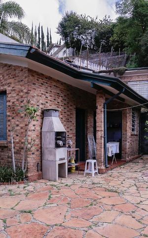 Casa à venda com 250m², 3 quartos e 2 vagas Casa à venda com 250m², 3 quartos e 2 vagasVista Quarto 2
