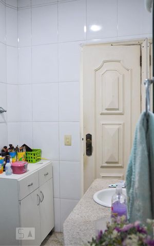 Casa à venda com 287m², 3 quartos e 4 vagasBanheiro da Suíte 3