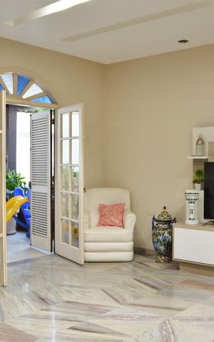 Casa à venda com 287m², 3 quartos e 4 vagasSala
