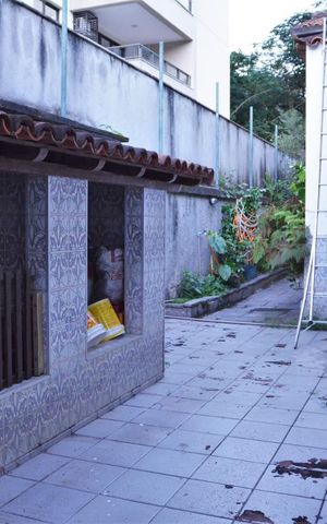 Casa à venda com 287m², 3 quartos e 4 vagasCanil