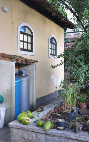 Casa à venda com 287m², 3 quartos e 4 vagasQuintal