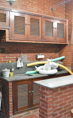Casa à venda com 287m², 3 quartos e 4 vagasChurrasqueira