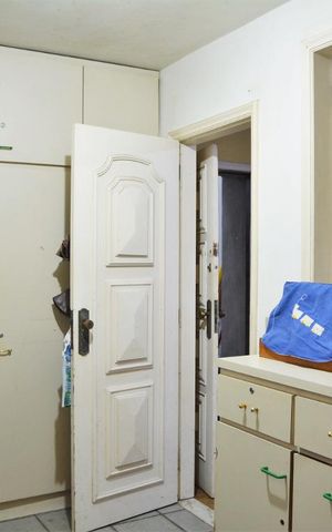 Casa à venda com 287m², 3 quartos e 4 vagasQuarto de Serviço