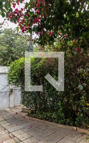Casa à venda com 490m², 4 quartos e 4 vagasEntrada