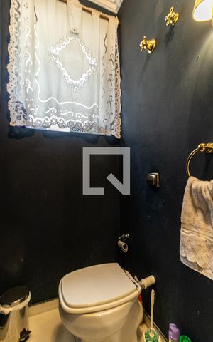 Casa à venda com 490m², 4 quartos e 4 vagasLavabo