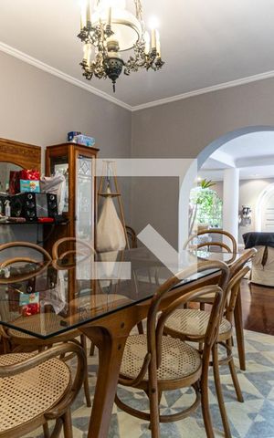 Casa à venda com 490m², 4 quartos e 4 vagasSala de Jantar