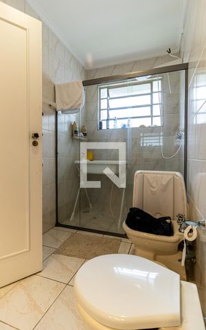 Casa à venda com 490m², 4 quartos e 4 vagasBanheiro da Suíte 3