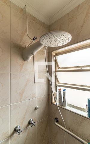 Casa à venda com 490m², 4 quartos e 4 vagasBanheiro da Suíte 4