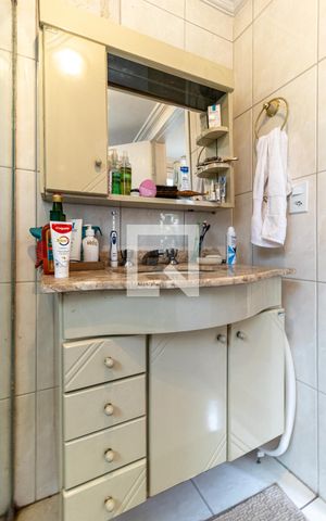 Casa à venda com 490m², 4 quartos e 4 vagasBanheiro da Suíte 2