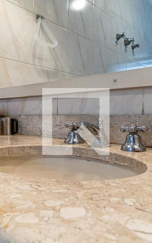 Casa à venda com 490m², 4 quartos e 4 vagasBanheiro da Suíte 3